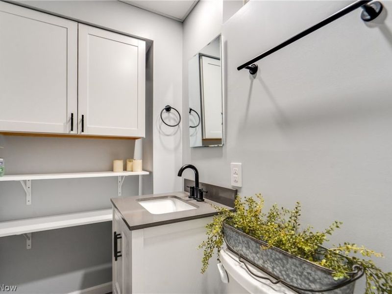 5452 Shadow Field Circle NE, Louisville, OH 44641 Photo 33