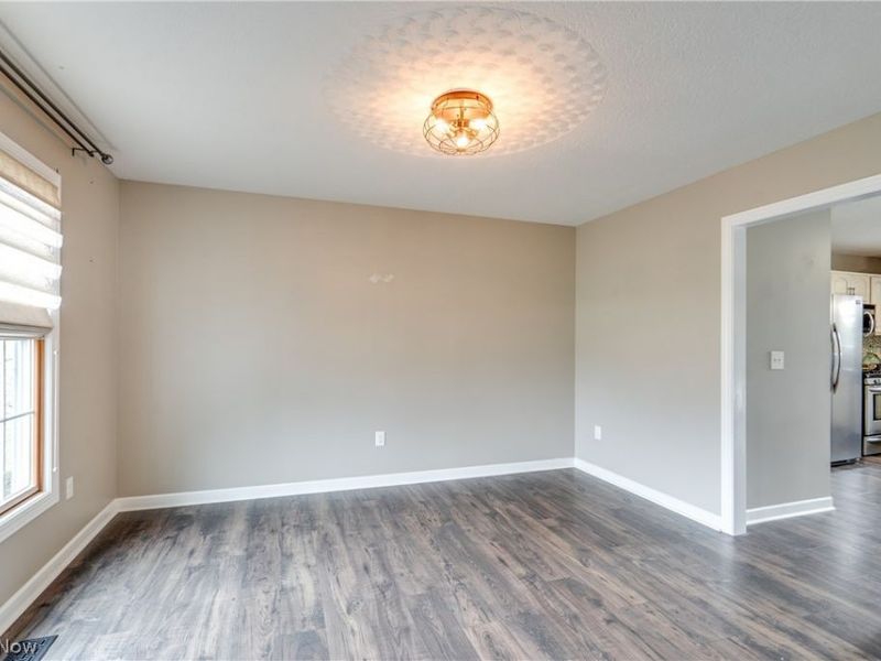 5452 Shadow Field Circle NE, Louisville, OH 44641 Photo 5