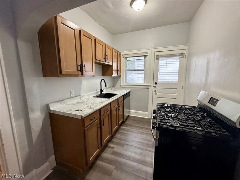 810 Thayer Street, Unit 3, Akron, OH 44310 Photo 6