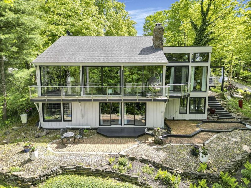 324 Mount Parnassus Drive, Granville, OH 43023 Photo 3