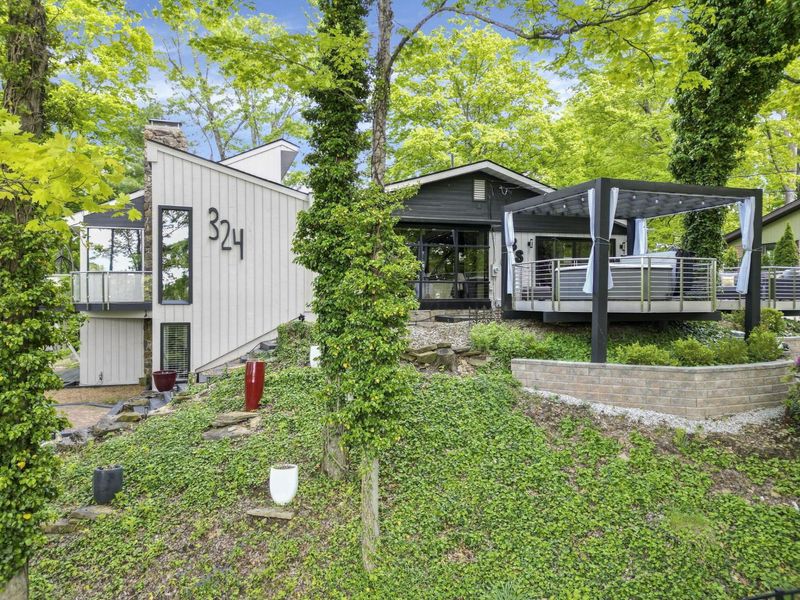 324 Mount Parnassus Drive, Granville, OH 43023 Photo 4