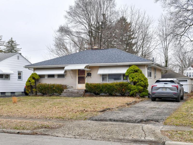 824 S Ashburton Road , Columbus, OH 43227 Photo 3