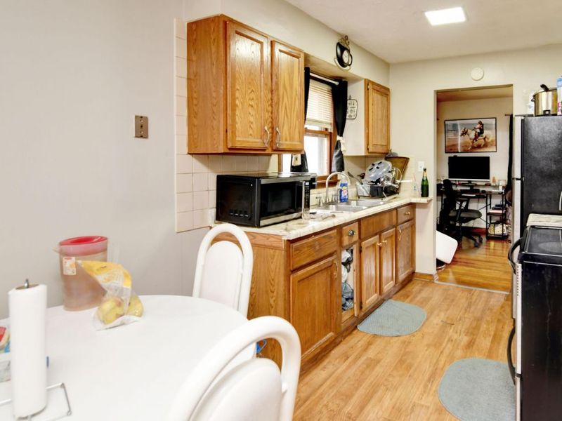 824 S Ashburton Road , Columbus, OH 43227 Photo 6