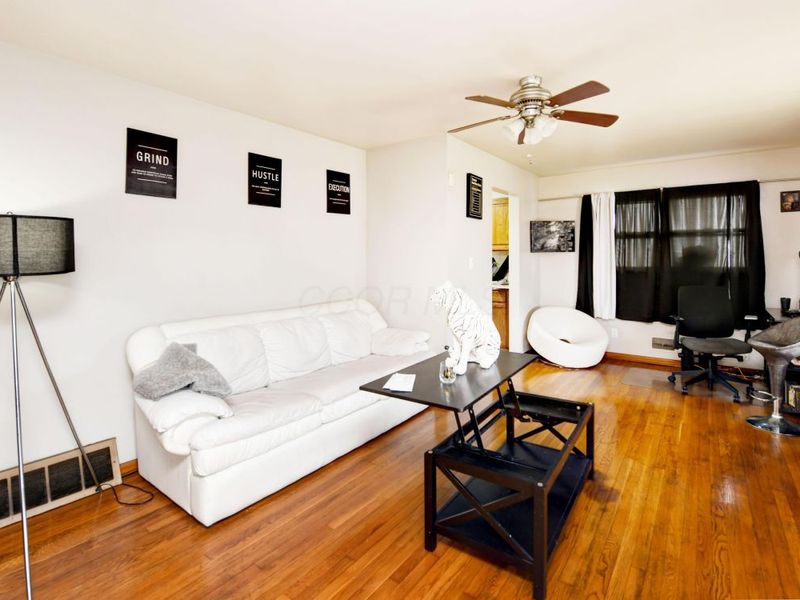 824 S Ashburton Road , Columbus, OH 43227 Photo 9