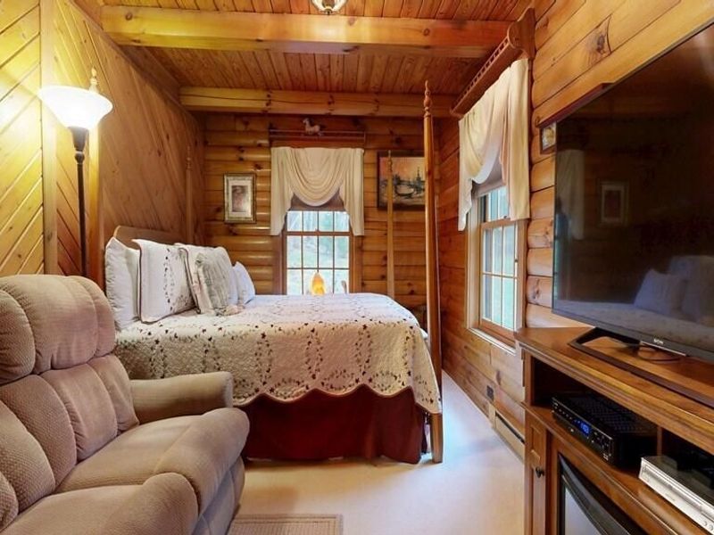 752 Vanderbilt Rd , Lexington, OH 44904 Photo 23