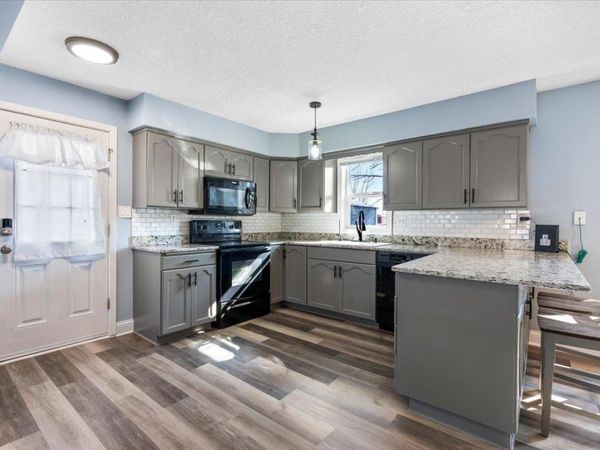 1054 County Road 6 NE, Stanchfield, MN 55080