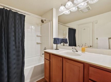 900 Moon Cir #937, Unit 937, Folsom, CA 95630 Photo