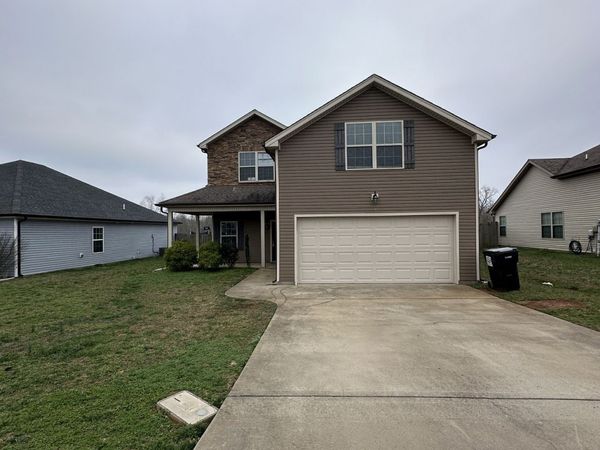 1276 Freedom Dr, Clarksville, TN 37042