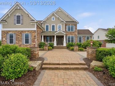 50735 Denali Court, Novi, MI 48374