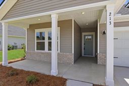 213 Evergreen St. photo 4