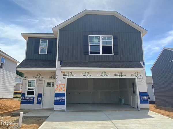 95 Wisteria Drive, Bluff City, TN 37618