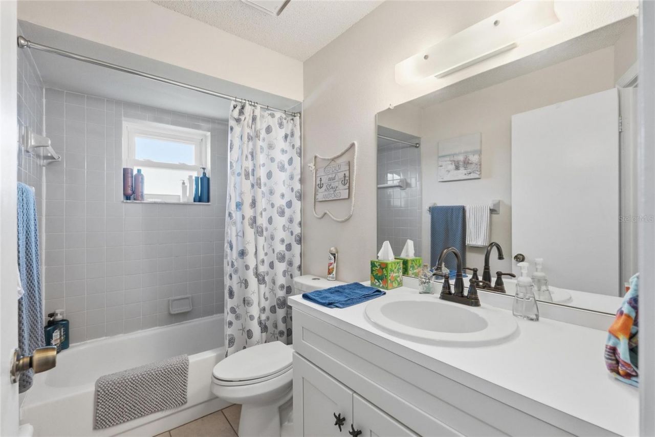 3035 Queen Palm Drive , Edgewater, FL 32141 Photo