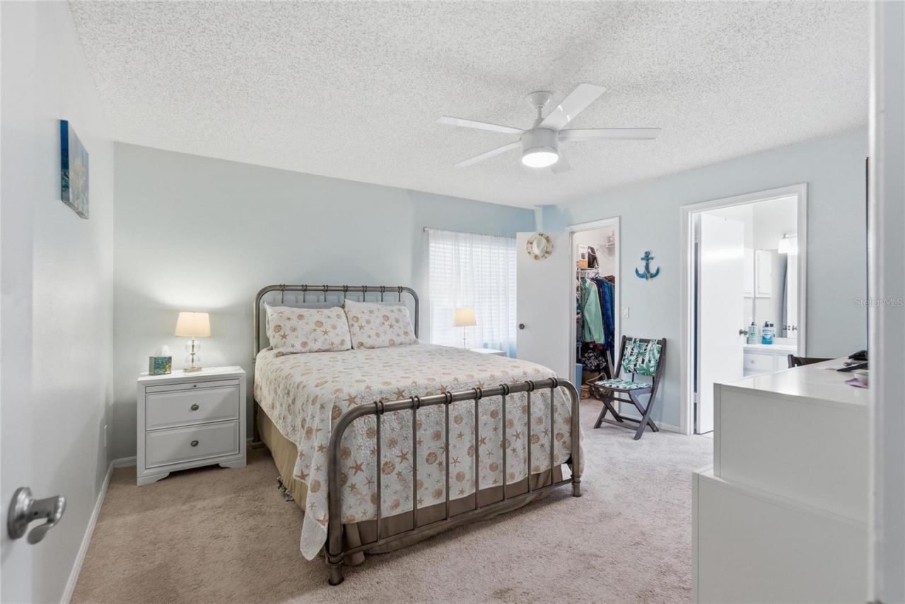 3035 Queen Palm Drive , Edgewater, FL 32141 Photo