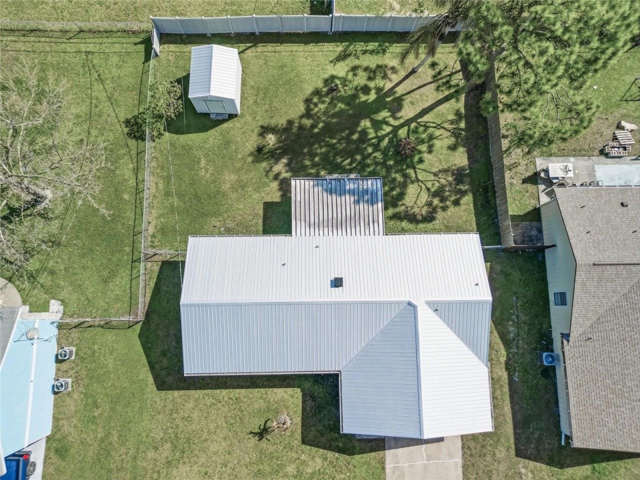 3035 Queen Palm Drive , Edgewater, FL 32141 Photo