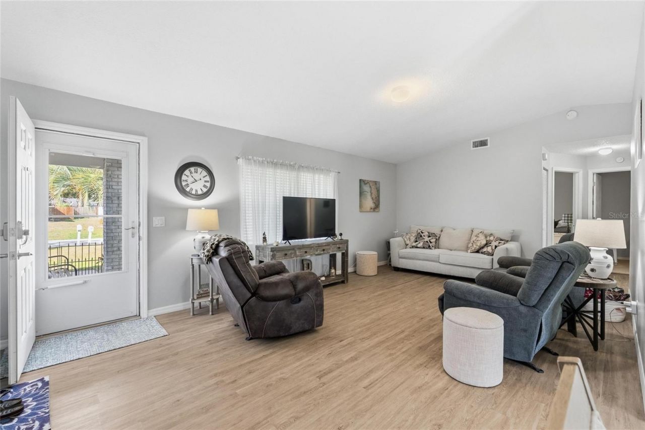 3035 Queen Palm Drive , Edgewater, FL 32141 Photo