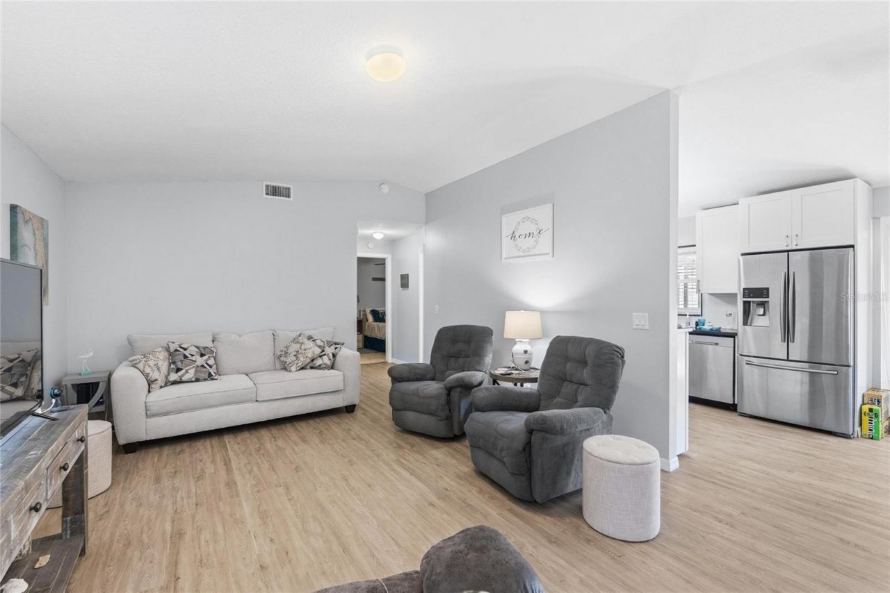 3035 Queen Palm Drive , Edgewater, FL 32141 Photo