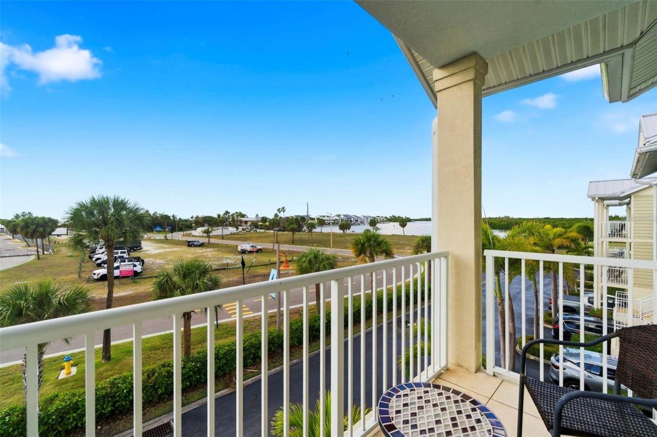 609 Bahia Beach Boulevard, Ruskin, FL 33570 Photo