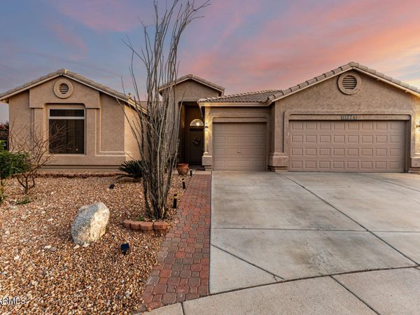 11224 S FIESTA Court, Goodyear, AZ 85338