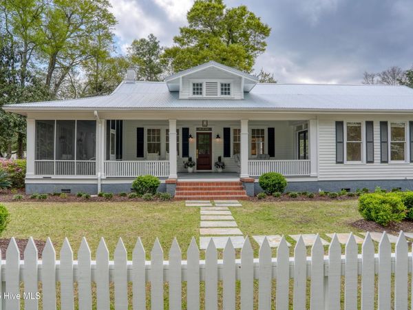 6336 Greenville Sound Road, Wilmington, NC 28409