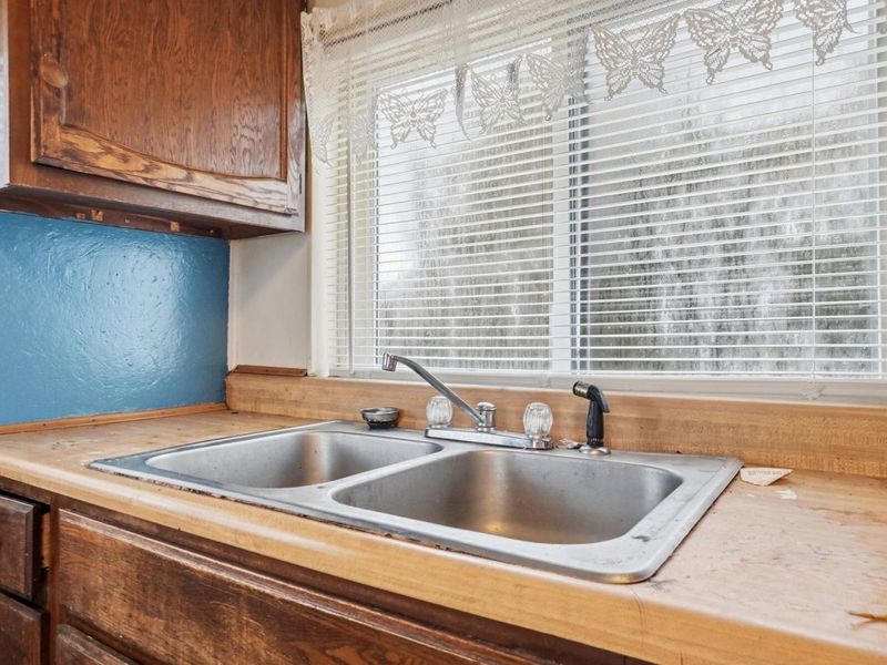 102 Potter Street , Delaware, OH 43015 Photo 16