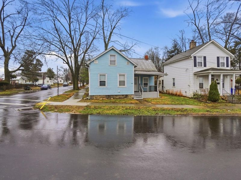 102 Potter Street , Delaware, OH 43015 Photo 3