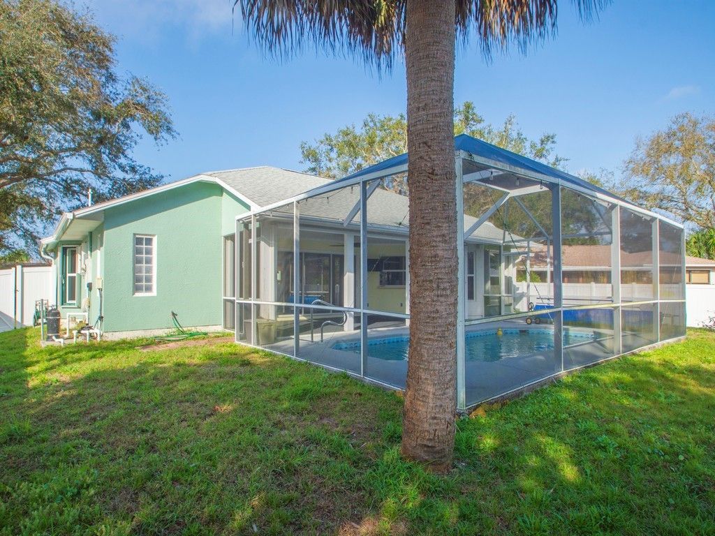 492 Biscayne Lane, Sebastian, FL 32958 Photo