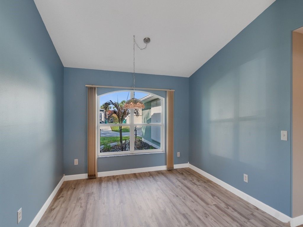 492 Biscayne Lane, Sebastian, FL 32958 Photo