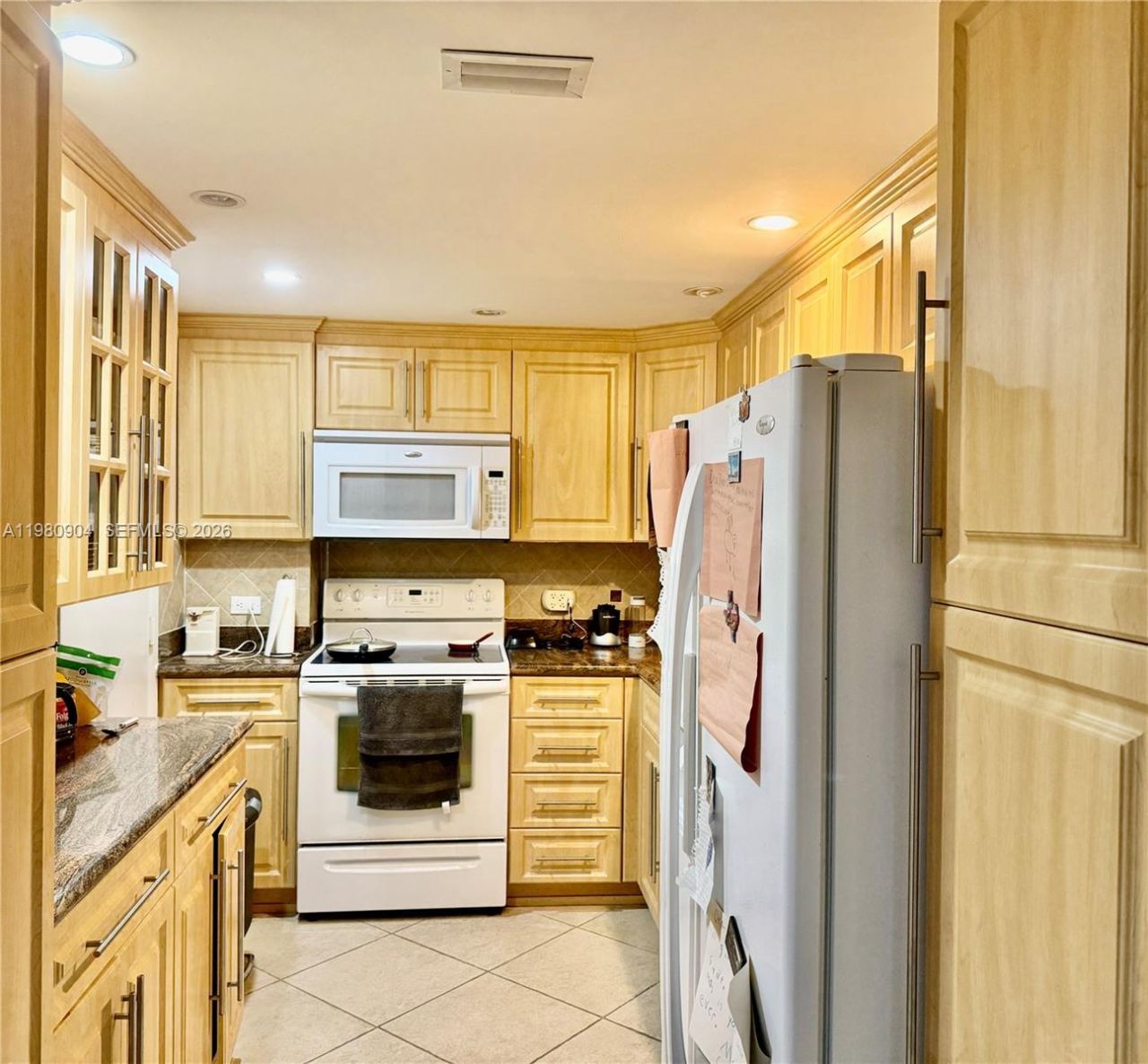 5005 Collins Ave, Unit 304, Miami Beach, FL 33140 Photo