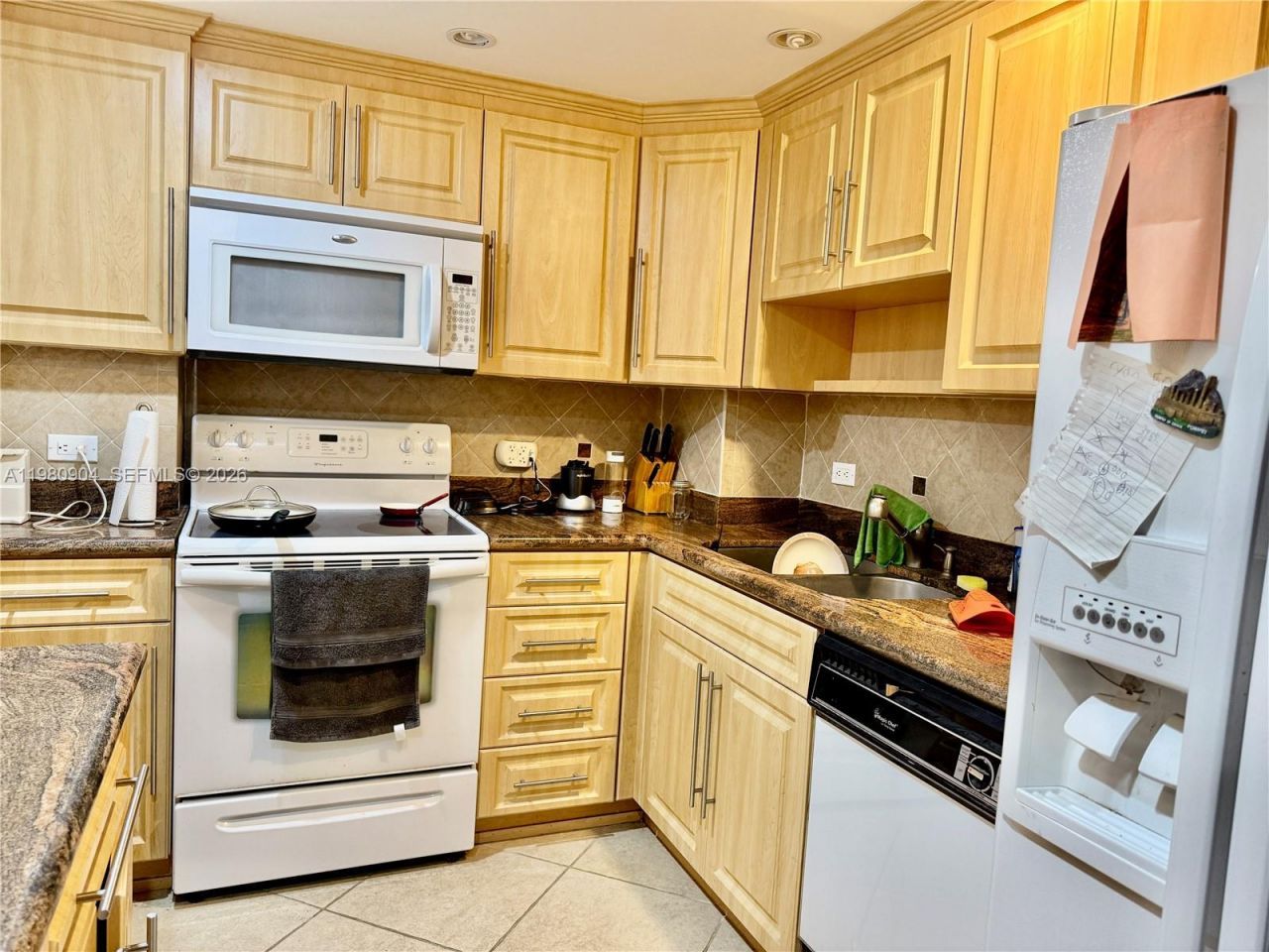 5005 Collins Ave, Unit 304, Miami Beach, FL 33140 Photo