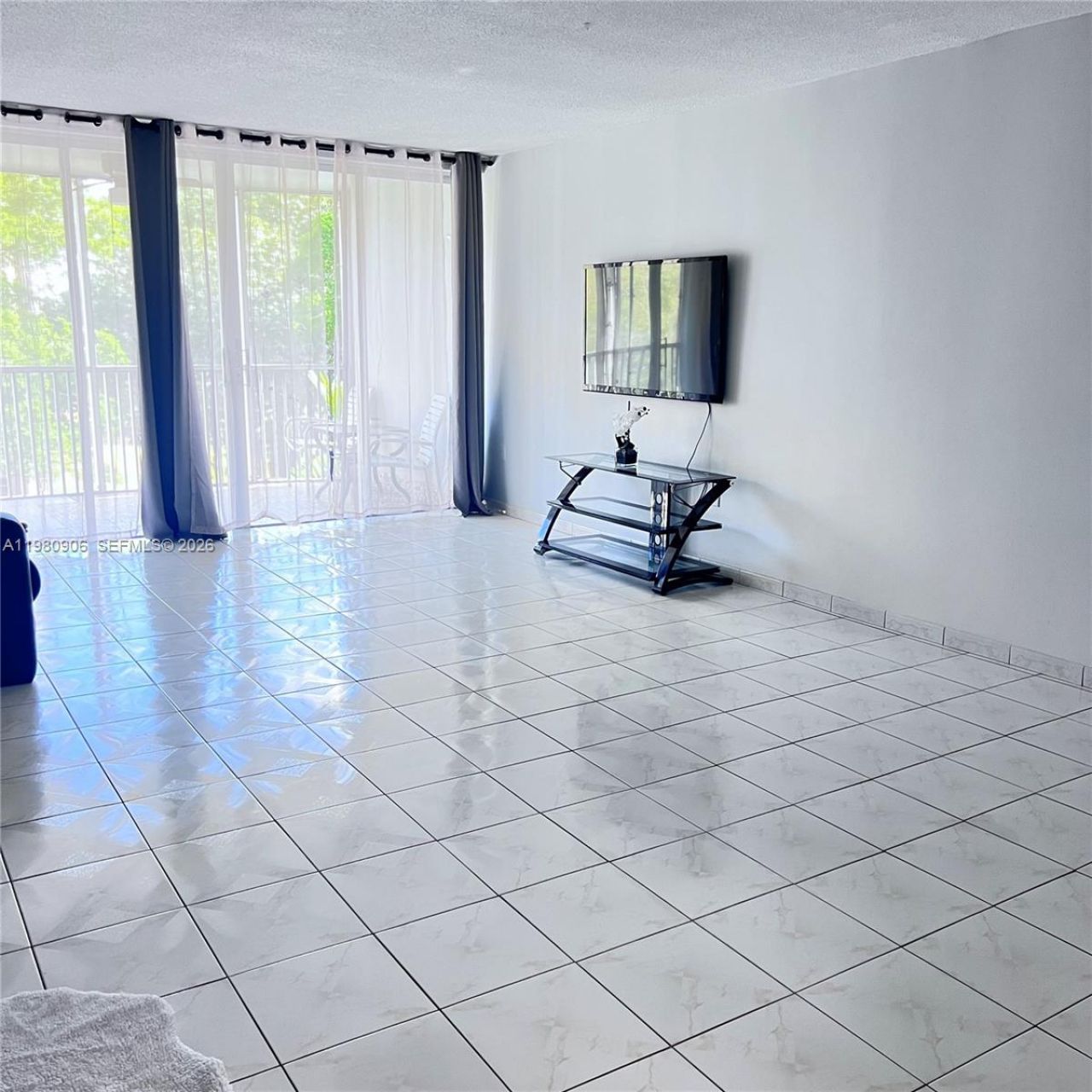 1670 NE 191st St, Unit 403-3, Miami, FL 33179 Photo