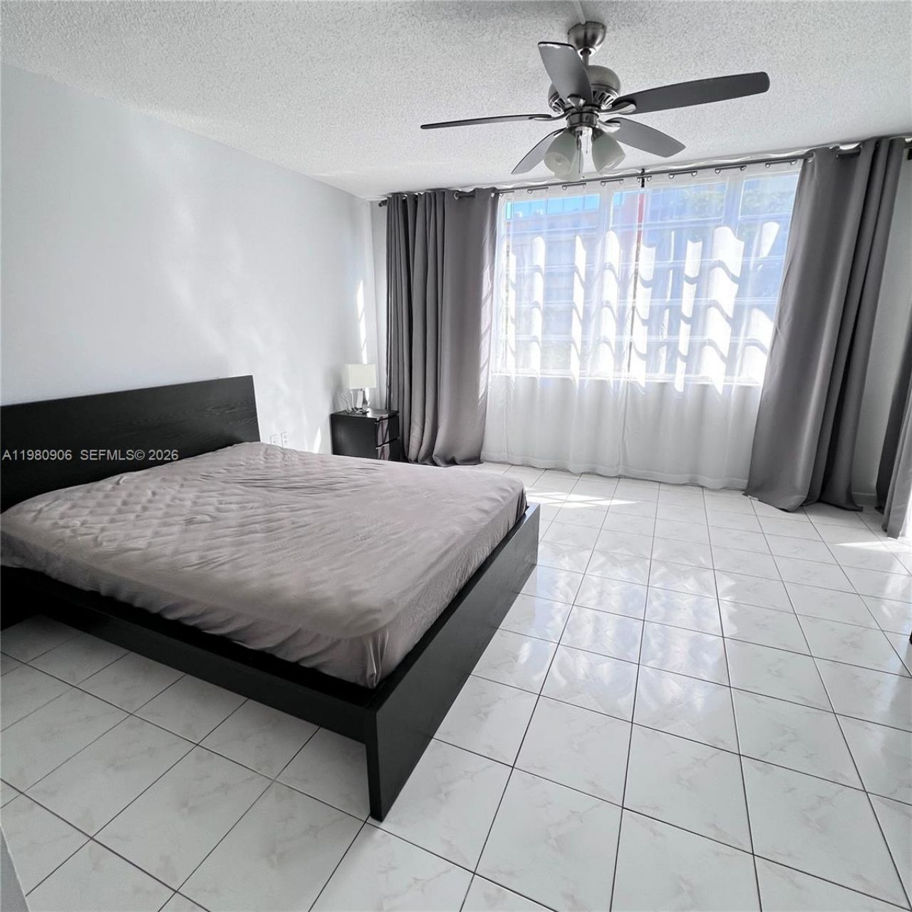 1670 NE 191st St, Unit 403-3, Miami, FL 33179 Photo