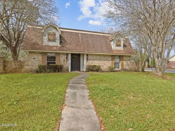 817 Omega Drive , Lafayette, LA 70506