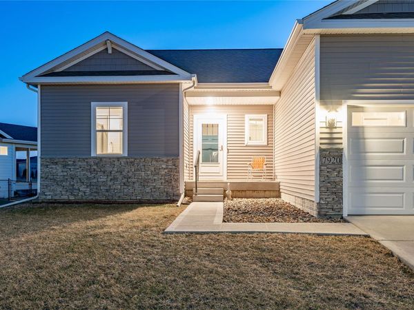 7920 NW 95th Street, Johnston, IA 50131