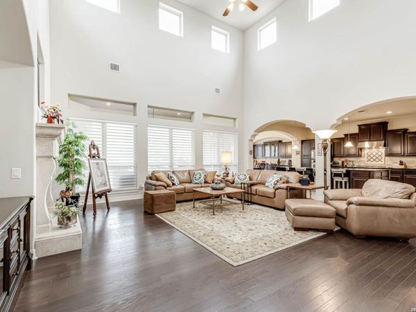 22522 Viajes, San Antonio, TX 78261