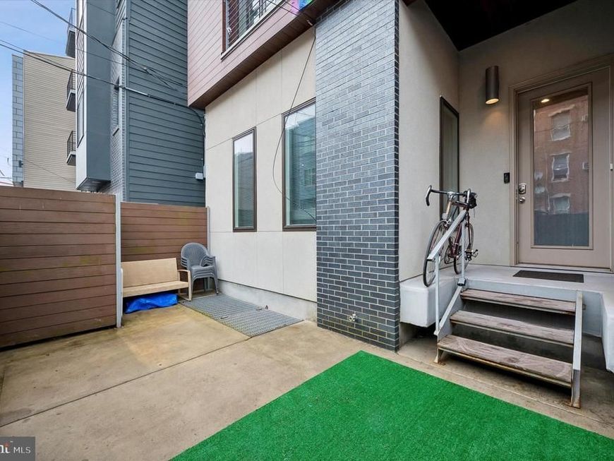 1623 00 Ridge Avenue, Unit 1, Philadelphia, PA 19130 Main Photo