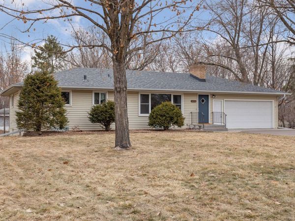 16930 17th Avenue N, Plymouth, MN 55447