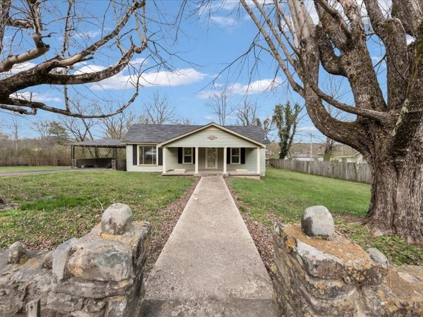 212 Saint Clair St, Tracy City, TN 37387