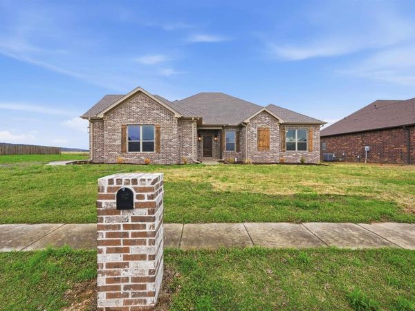 18 Rush Creek Dr, Vilonia, AR 72173