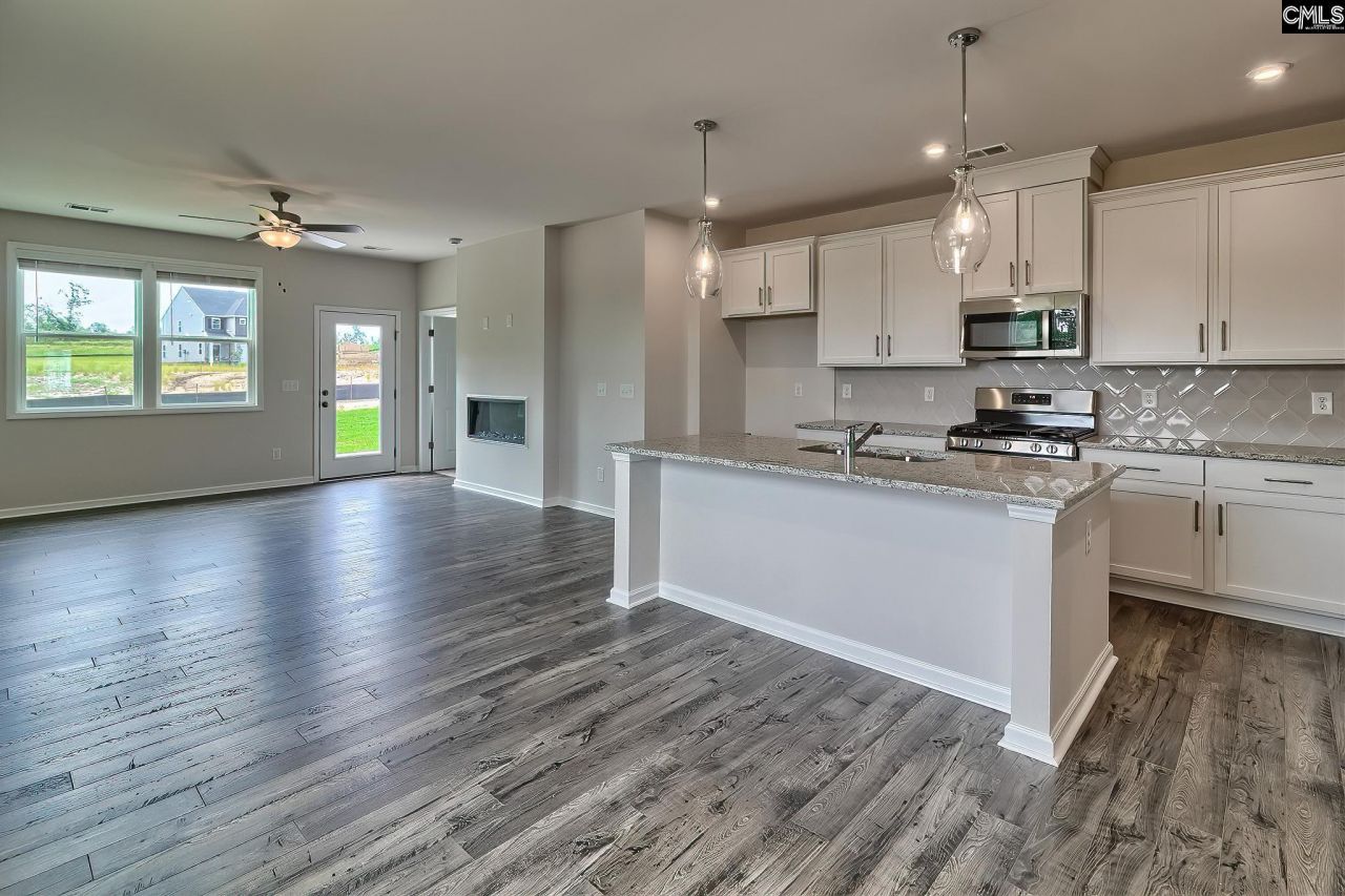 563 Swamp Grass Drive Photo 10