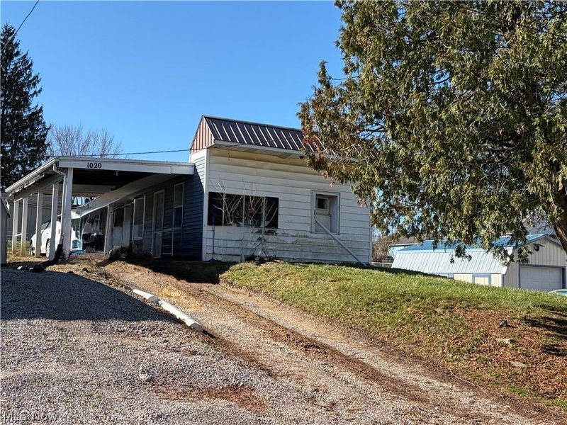 1020 Race Street, Zanesville, OH 43701 Photo 2