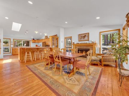 732 E Mountain Ridge Road, Lake Almanor, CA 96137 Photo