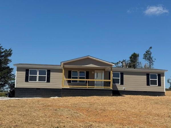 400 Lake Drive, Albany, KY 42602