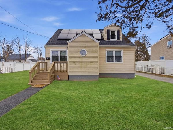 12 S Prospect Street, Copiague, NY 11726