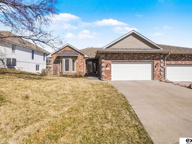 17410 Riviera Drive, Omaha, NE 68136