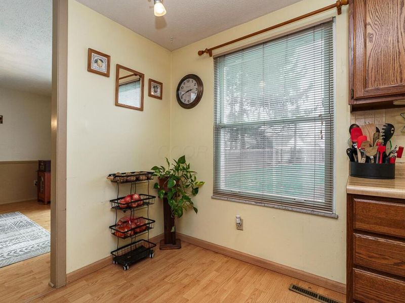 2908 Renfro Road, Columbus, OH 43232 Photo 11