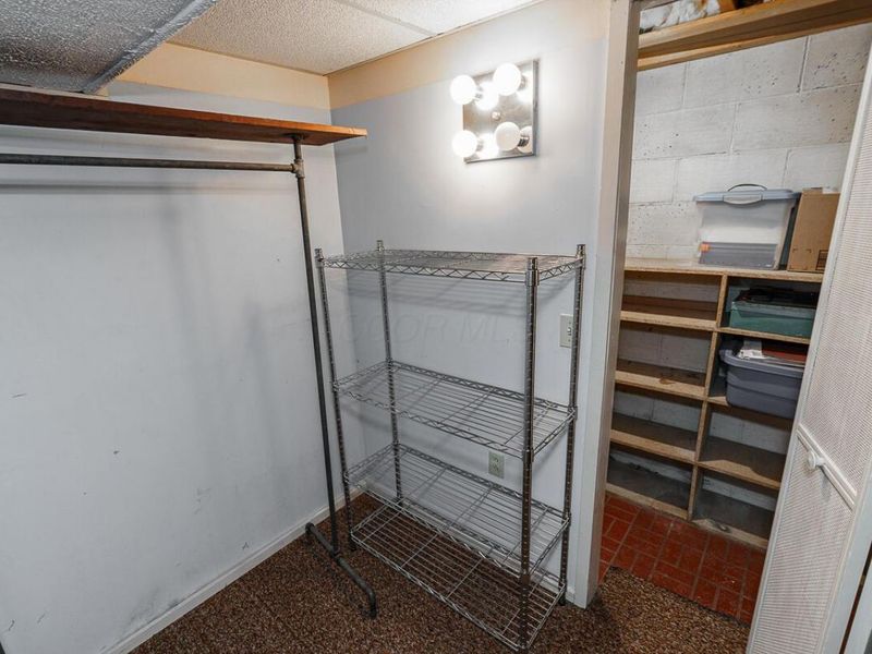 2908 Renfro Road, Columbus, OH 43232 Photo 23