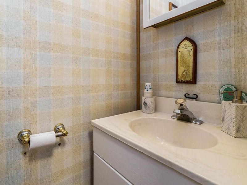 2908 Renfro Road, Columbus, OH 43232 Photo 6