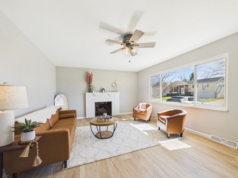 3028 Woodgrove Drive , Grove City, OH 43123 Photo 3