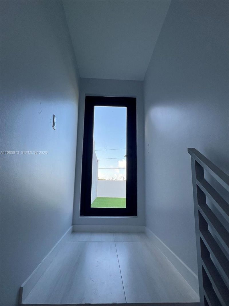 1533 SW 22 Terrace , Miami, FL 33145 Photo