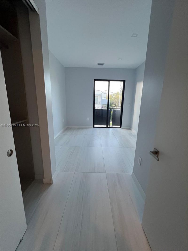 1533 SW 22 Terrace , Miami, FL 33145 Photo